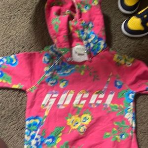 Gucci sweater